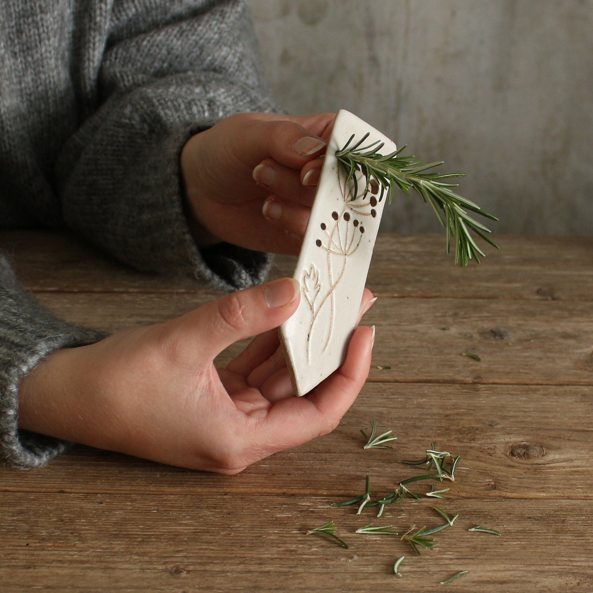 Ceramic Plant Marker Herb Stripper
