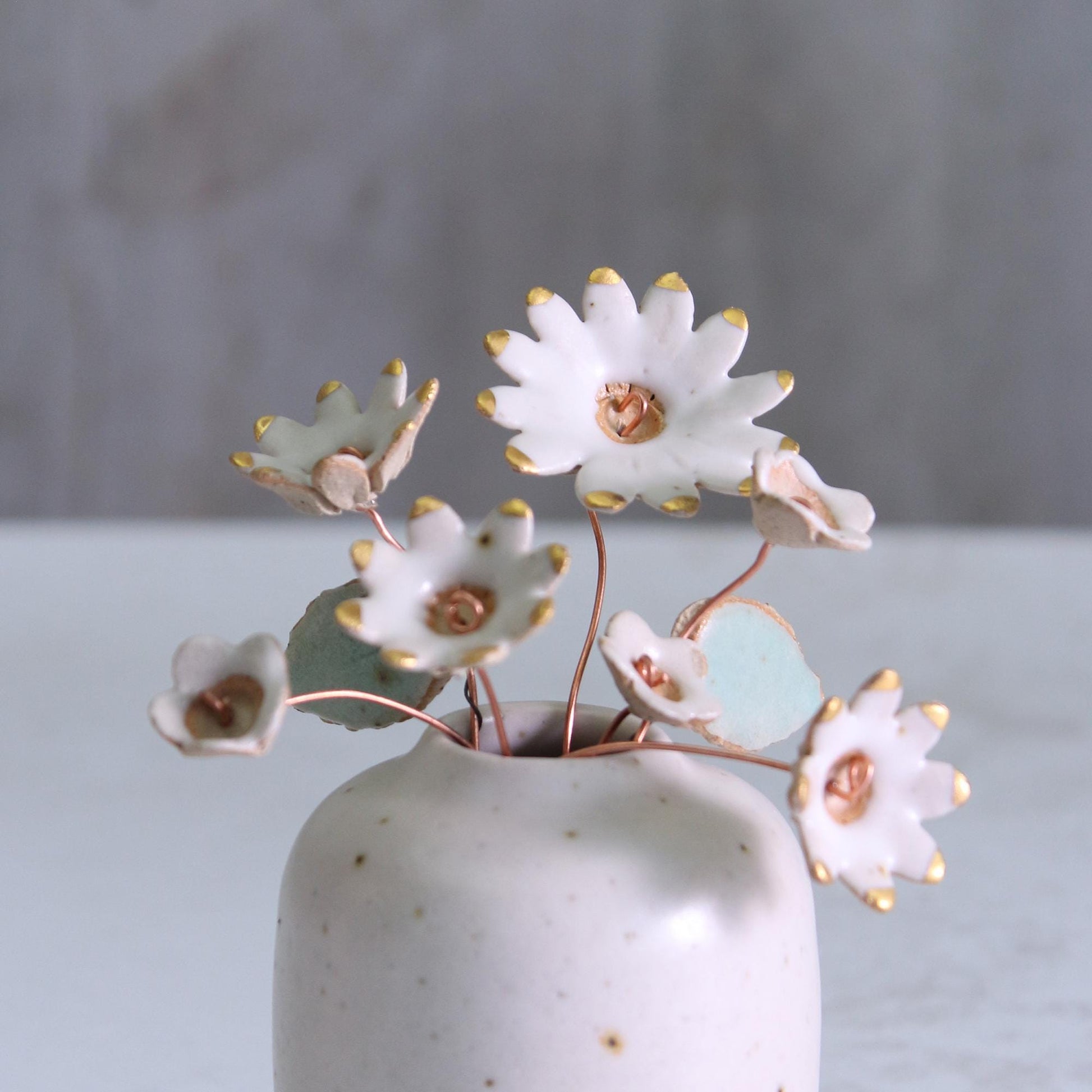 White and Gold Ceramic Flower Bouquet Small